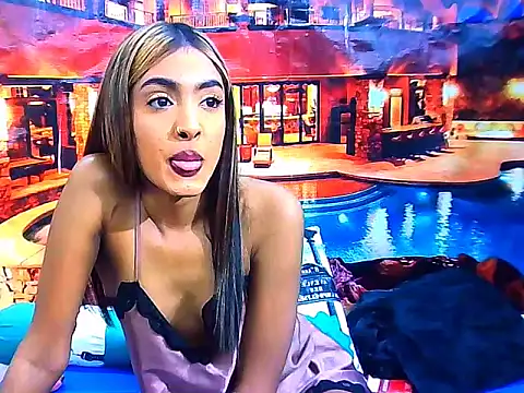 IndianPretty14u2Luv webcam