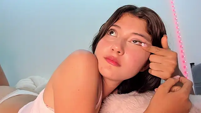 amy_innocent_1 webcam