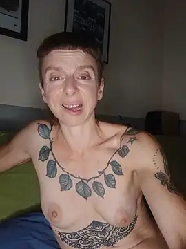 Sexwestworld live cam on StripChat