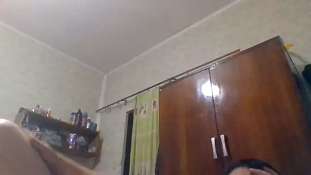wanderer333 live cam on StripChat