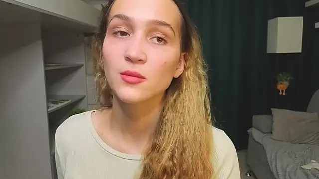 EwaSprinzl live cam on StripChat