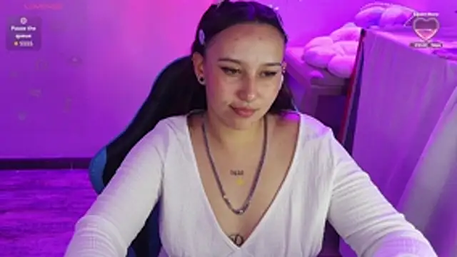 Skarlet_Adams28 webcam