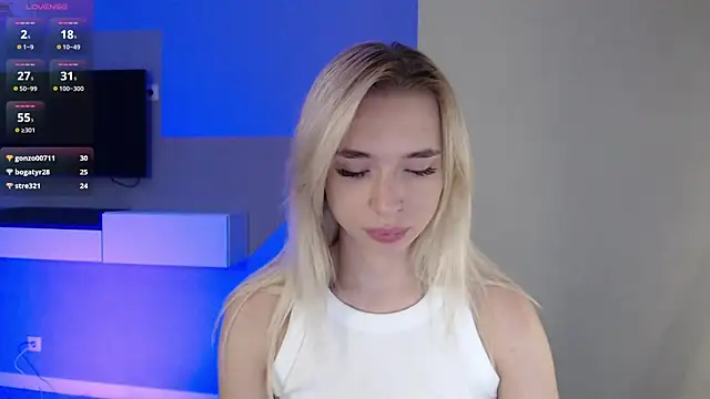 Emily_Hartt webcam