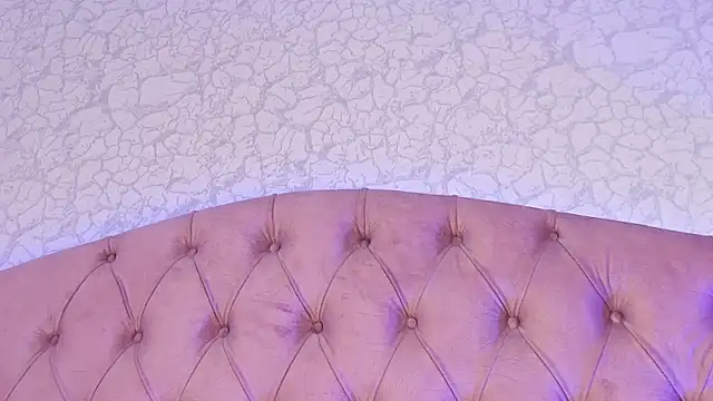 saraa_joness_ webcam