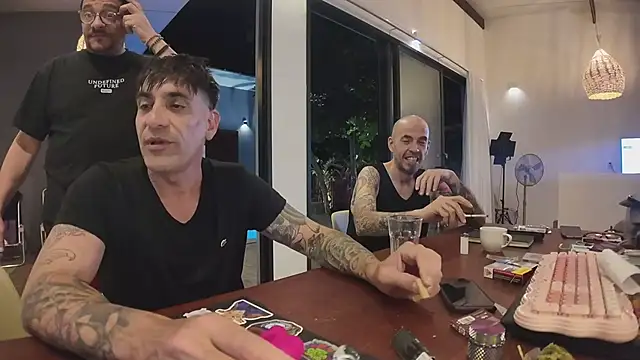 Elnonoykeila77 live sex cam