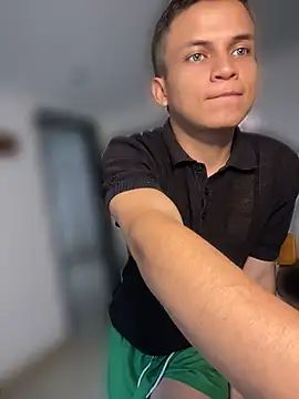 _Leo_Boy live sex cam