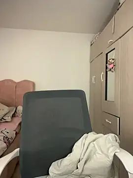 Emmily_19