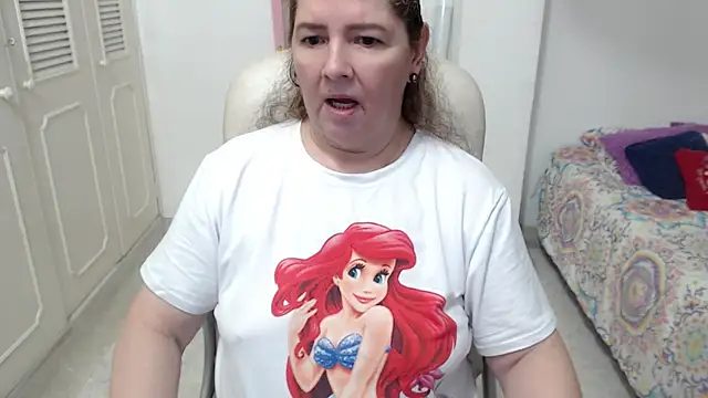 leonela_69 webcam