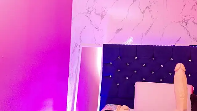 Dakotaa_Johnson webcam