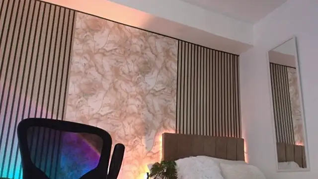 JuliRamirez webcam