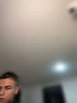 _Leo_Boy webcam