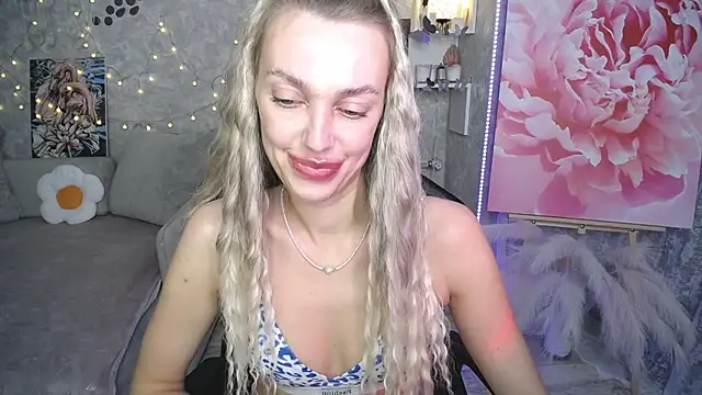 NickyAdamidi webcam
