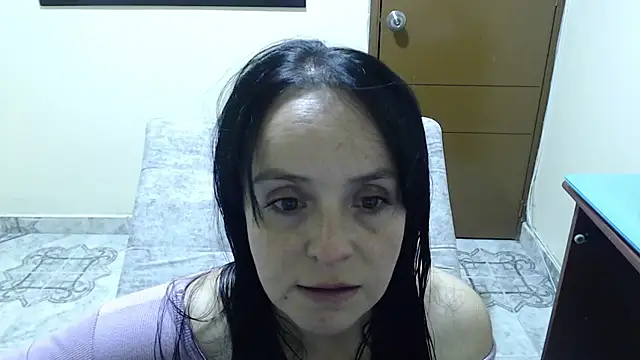 antara_hotgirl webcam