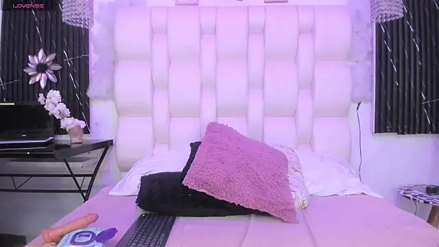Kittytokyoo webcam