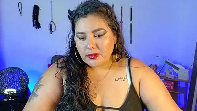 andreakinky - AndreaKinky's free webcam - UK Sex Cams