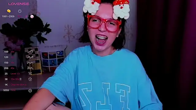 KindHazelHere_ webcam