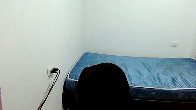 estefania224 webcam