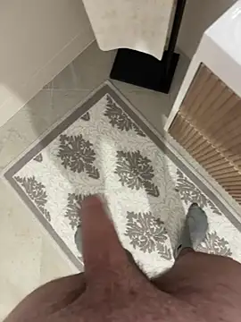 giovanemaschio06 live sex cam