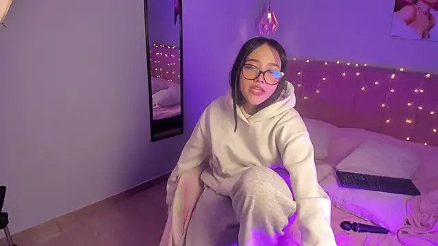 ela_petit webcam