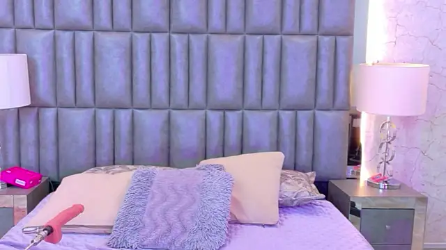 TylaWest webcam
