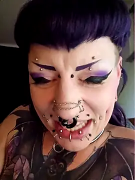 Purple_Coffin666 webcam