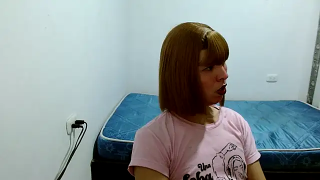 estefania224 webcam