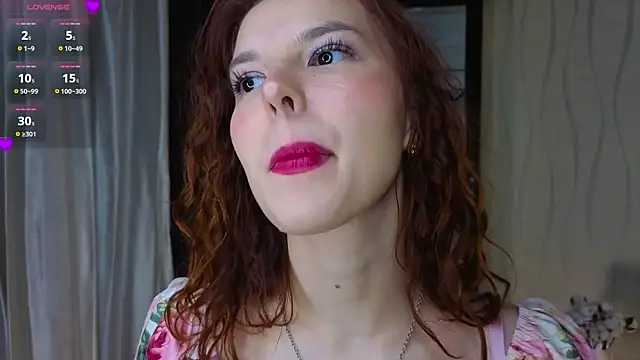 PollyHiller1 live cam on StripChat