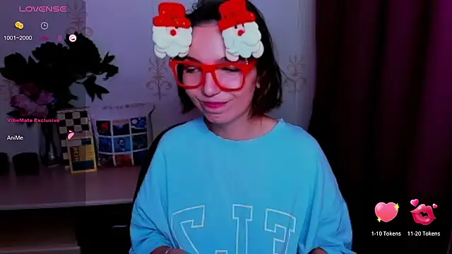 KindHazelHere_ webcam