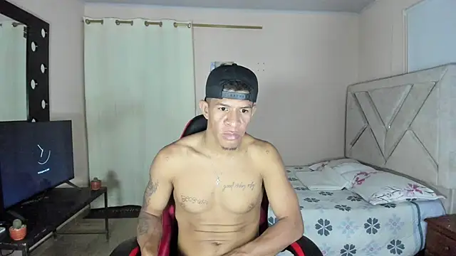 Toptony22 webcam