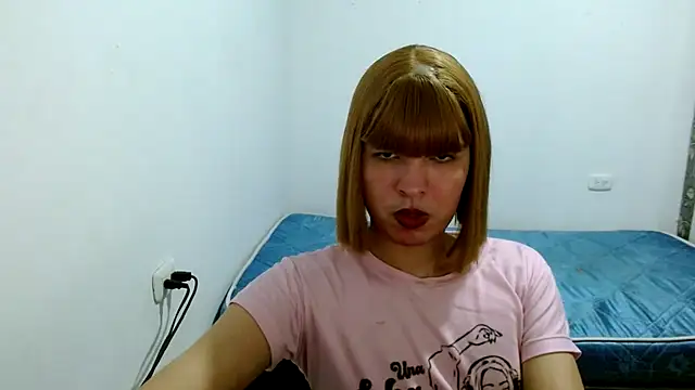 estefania224 webcam