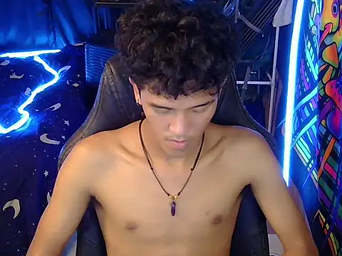 hugekenbigcock webcam