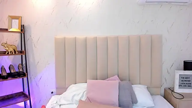 ViolettaRousee_ webcam