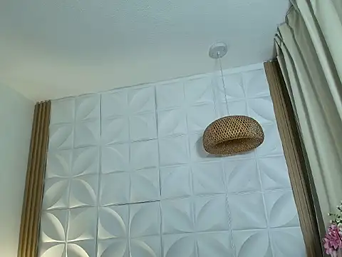 Bella_Stoone_ webcam