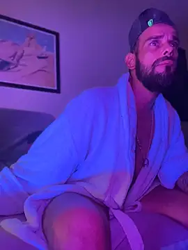 Guyst049 webcam
