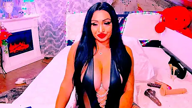 AmyraSunris live cam on StripChat