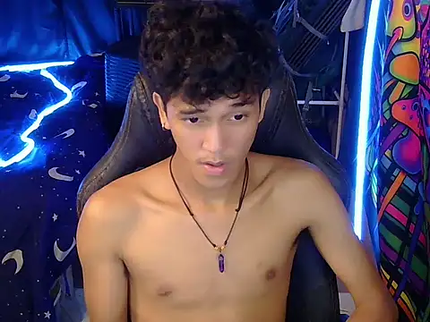 hugekenbigcock webcam