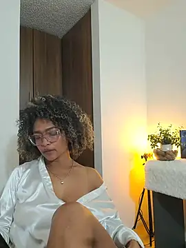 BiiancaEstradaa webcam