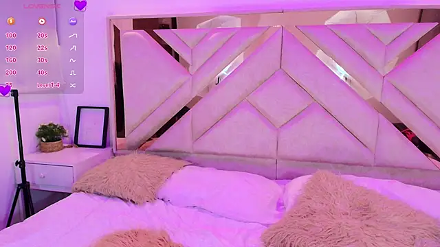 Natalie_loffreda webcam