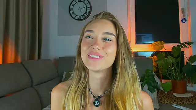 SugarSkye webcam