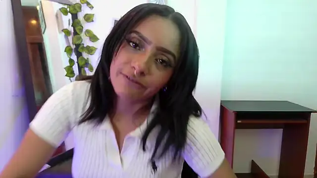 NAIA_GODDESS webcam