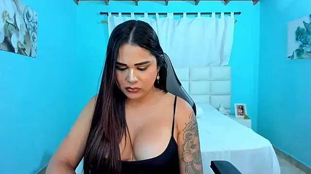 shadia-orozco webcam