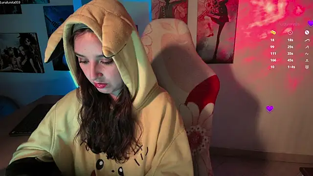 emma_luna59 webcam
