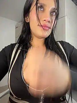 Emmily_19 webcam