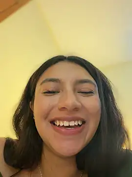 CocoaGigiMuse live sex cam