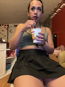 transexualjade95's live room