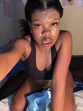 Bubble_Lips_Hun webcam