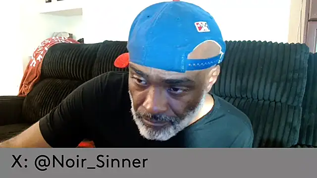 sinnernoir live cam on StripChat