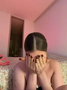 NicoleCut