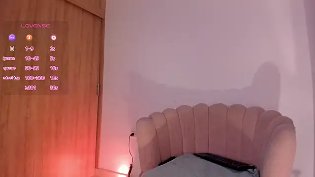 caroliinna_ webcam
