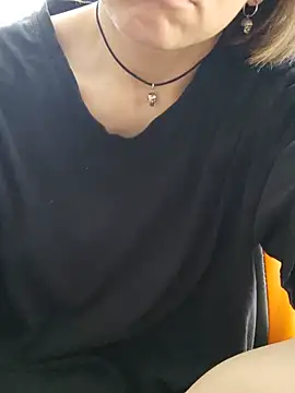 Aashikalaa webcam